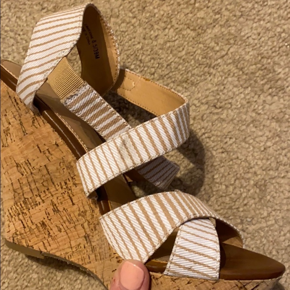 Wedges - Picture 6 of 6